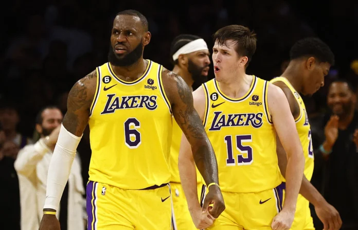 Austin Reaves habla sobre la salida de LeBron.