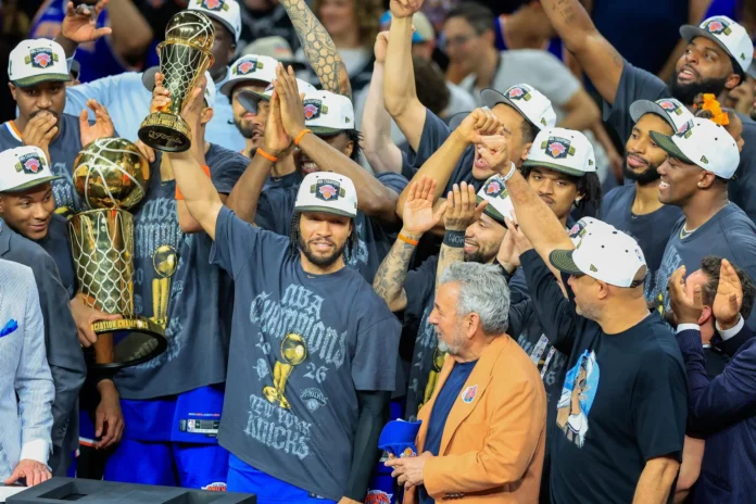 Camiseta de Jalen Brunson subastada por millón.