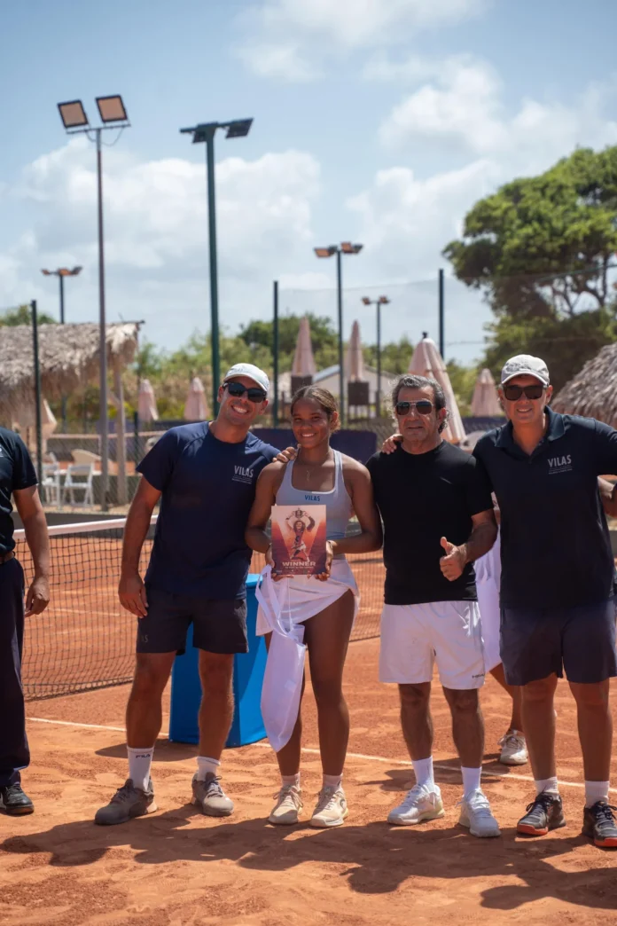 Julianny De La Cruz campeona Copa Mango J100