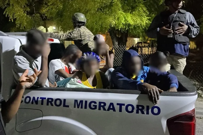 Deportación de extranjeros en Elías Piña.