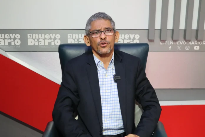 Víctor Cuevas denuncia irregularidades en propiedad.