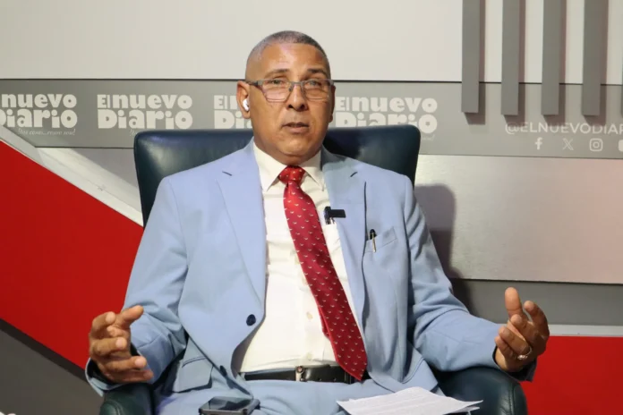 Charly Peralta destaca avances en salud pública
