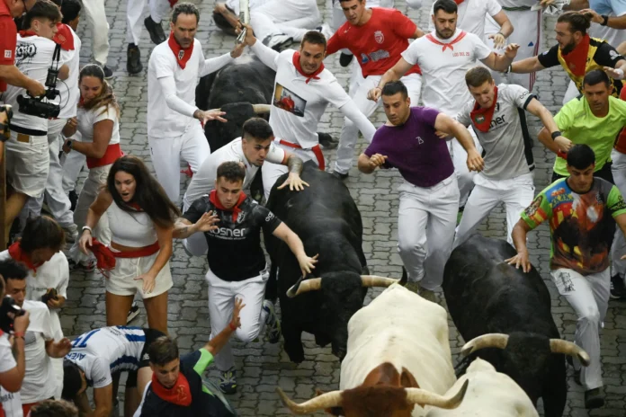 Encierros de San Fermín con heridos y cornadas