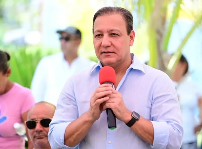 Abel Martínez promete ser presidente dominicano.