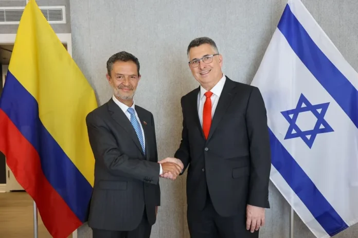 Colombia traslada embajada a Jerusalén.