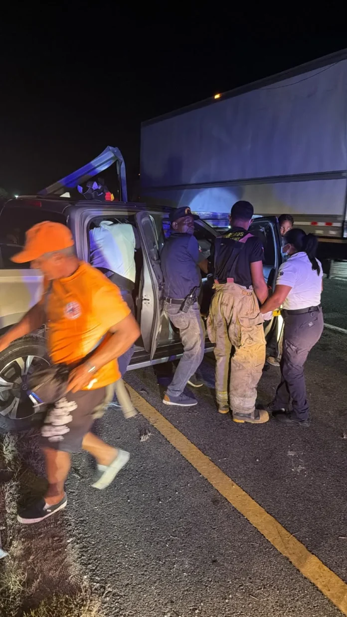 Teniente coronel fallece en accidente vehicular.