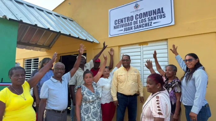 Inauguración del centro comunal en Juan Sánchez