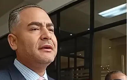 Diputado propone responsabilidad de Aduanas por mercancías.