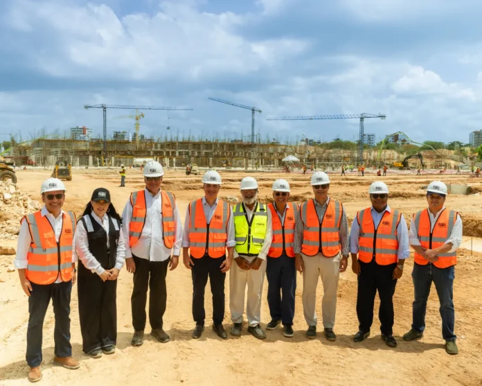 Banco Popular visita proyecto City Center.