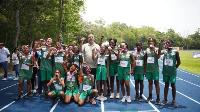 Zona Metropolitana 2 campeona atletismo escolar 2026