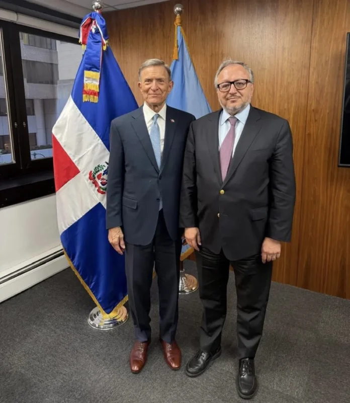 Canciller Álvarez discute seguridad en Haití