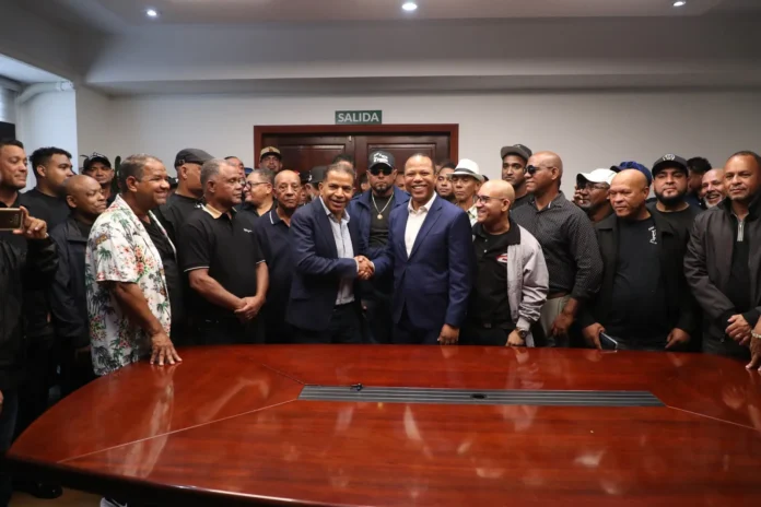 Suspensión del aumento del pasaje en Santiago.
