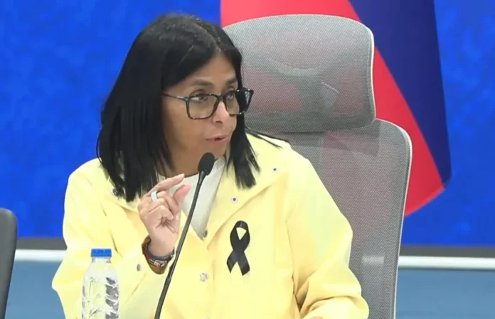 Delcy Rodríguez critica falta de seguridad.