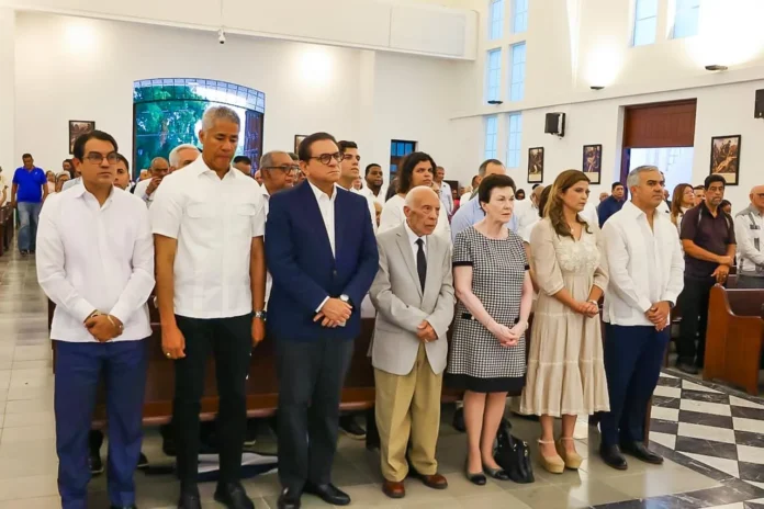Misa en honor a Antonio Guzmán.