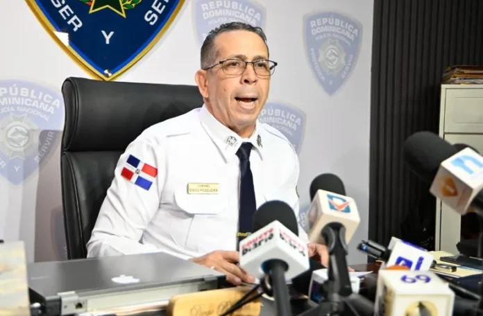 Suspensión de agentes por muerte de joven.