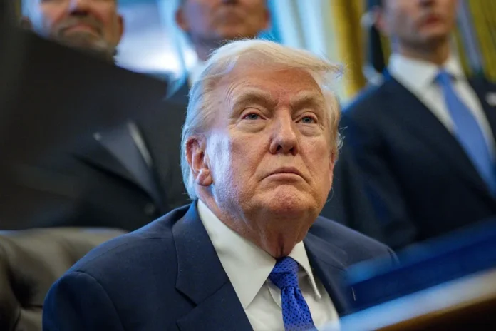 Trump restablece cerco naval a Irán.