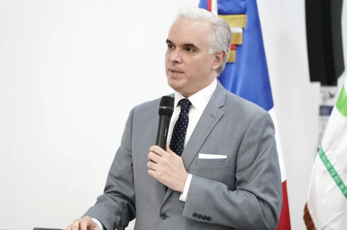 Foro educativo liderado por Luis Miguel De Camps.