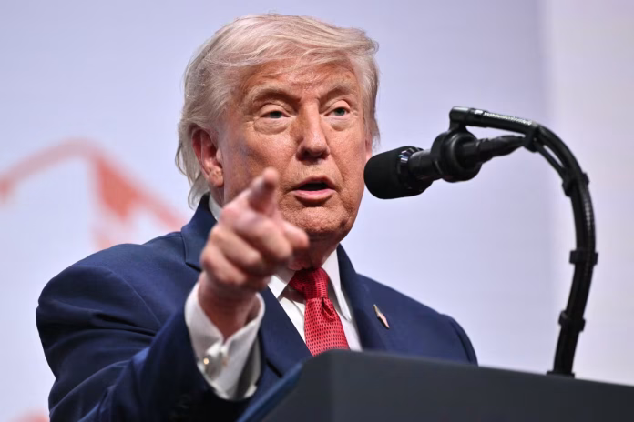 Trump duda del cumplimiento de Irán.