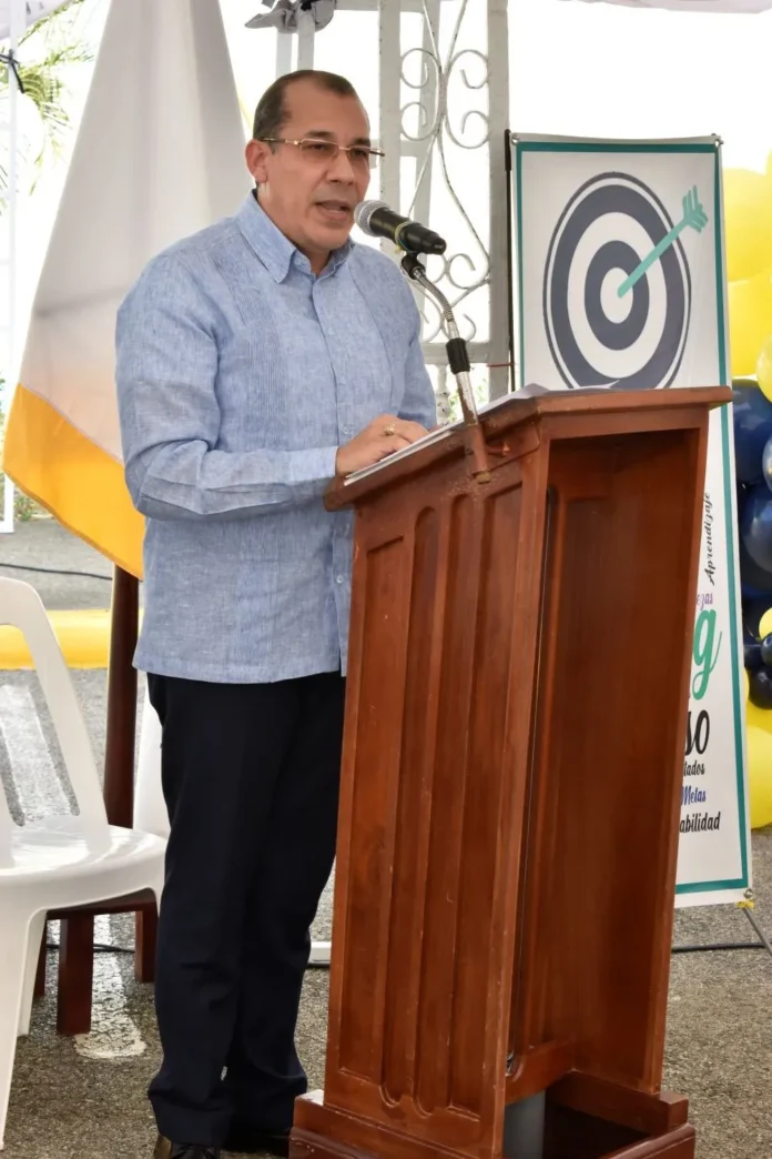 Infotep certifica a privados de libertad.