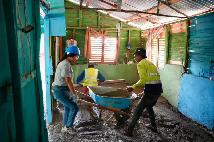 Inversión en pisos para hogares vulnerables.