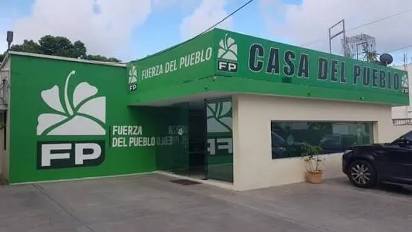 Fuerza del Pueblo exige justicia por joven.