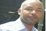 Salvador Estrella Sadhalá evade persecución histórica.