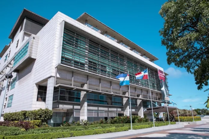 Odontología ilegal en La Vega, prisión preventiva.