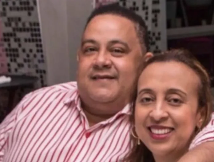 Peña Suazo pide oración por su esposa.