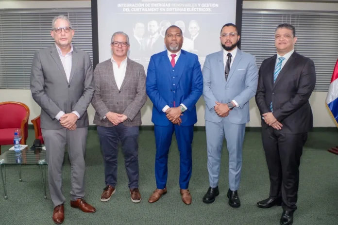 Expertos discuten energías renovables en RD