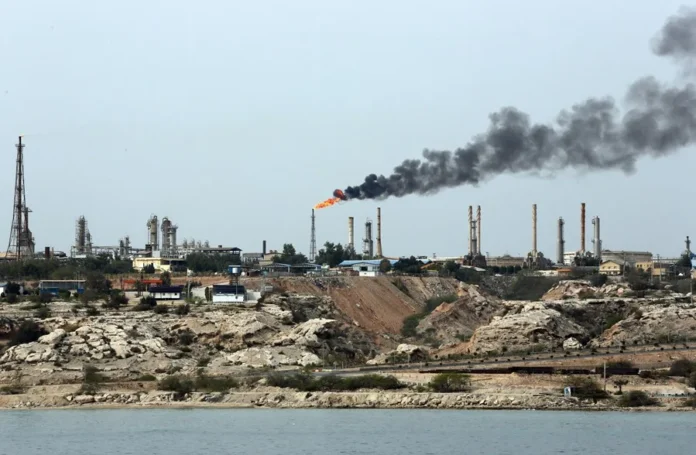 Exportaciones de petróleo iraní continúan normales.