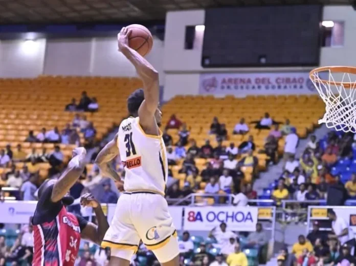Metros celebran victoria en final LNB.