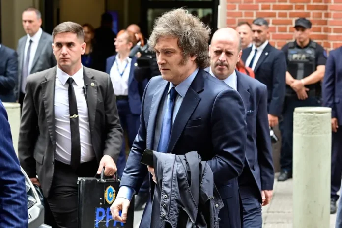 Milei destaca transformación de Argentina en Tucumán.