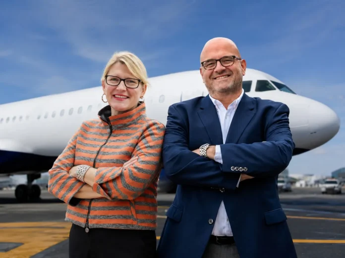 JetBlue inspira a jóvenes a ser pilotos.