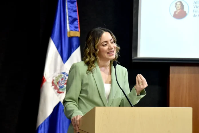 Panel sobre igualdad de género en empresas.