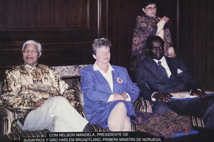 Nelson Mandela, símbolo de democracia y liderazgo
