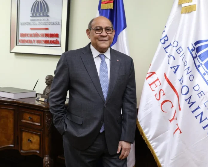 Mescyt reorganiza becas UASD por incumplimientos