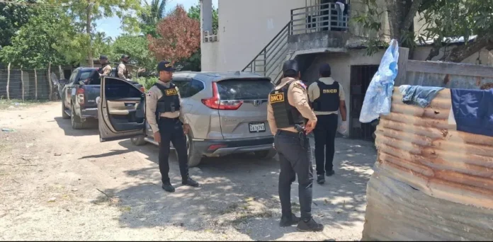 DNCD detiene nueve por narcotráfico en operativos.