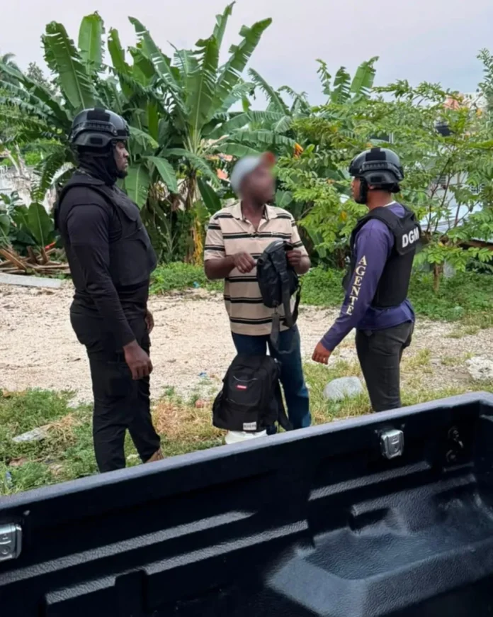 DGM arresta extranjeros en operativos migratorios