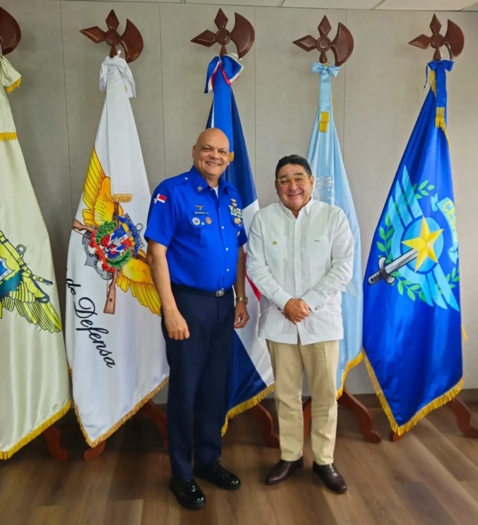 Miguel Calzada León y CESAC fortalecen cooperación.