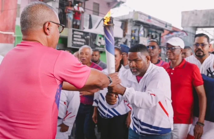 Antorcha Centroamericana en Santo Domingo Norte