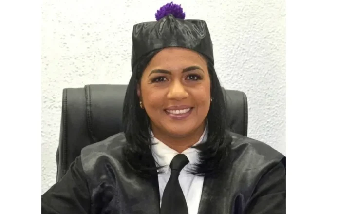 Jueza investigada por parcialidad en caso.