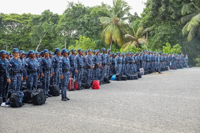Pasantía supervisada para aspirantes a policías