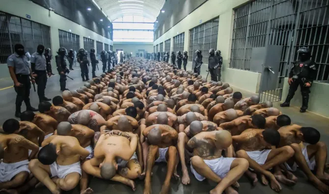 Muertes en cárceles de El Salvador.