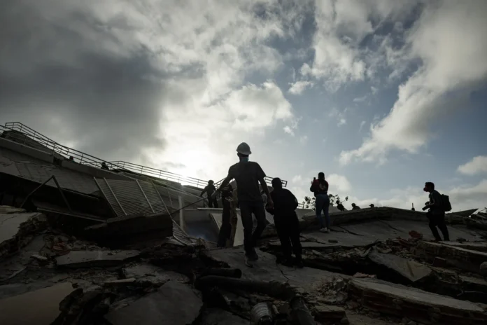 Despedida conmovedora tras terremotos en Venezuela.