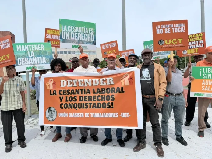 Denuncia de UCT sobre derechos laborales.