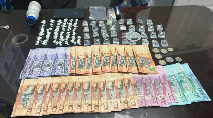 Detención de hombre con drogas en Santiago