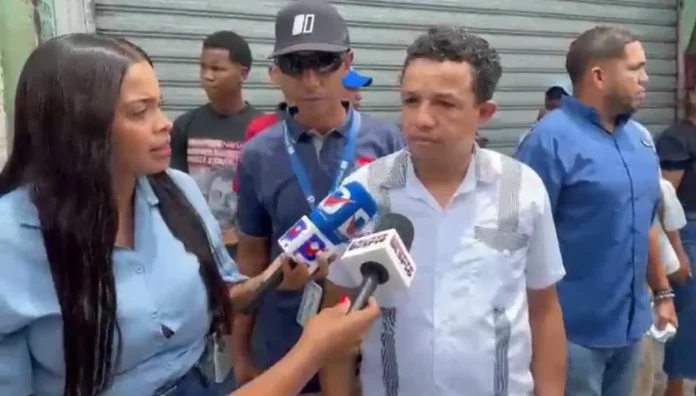 Padre de joven asesinado busca justicia.
