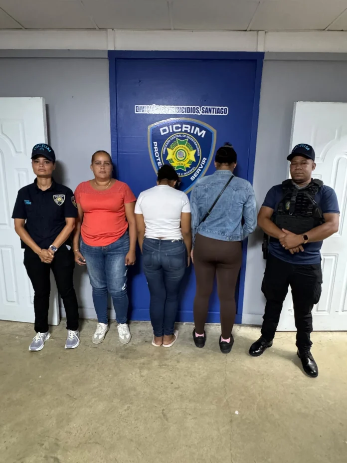 Policía encuentra a desaparecidos en Santiago.