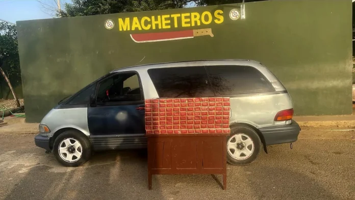 Ejército ocupa 23,000 cigarrillos en Mao