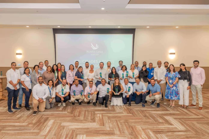 Premiación a aerolíneas en Punta Cana.